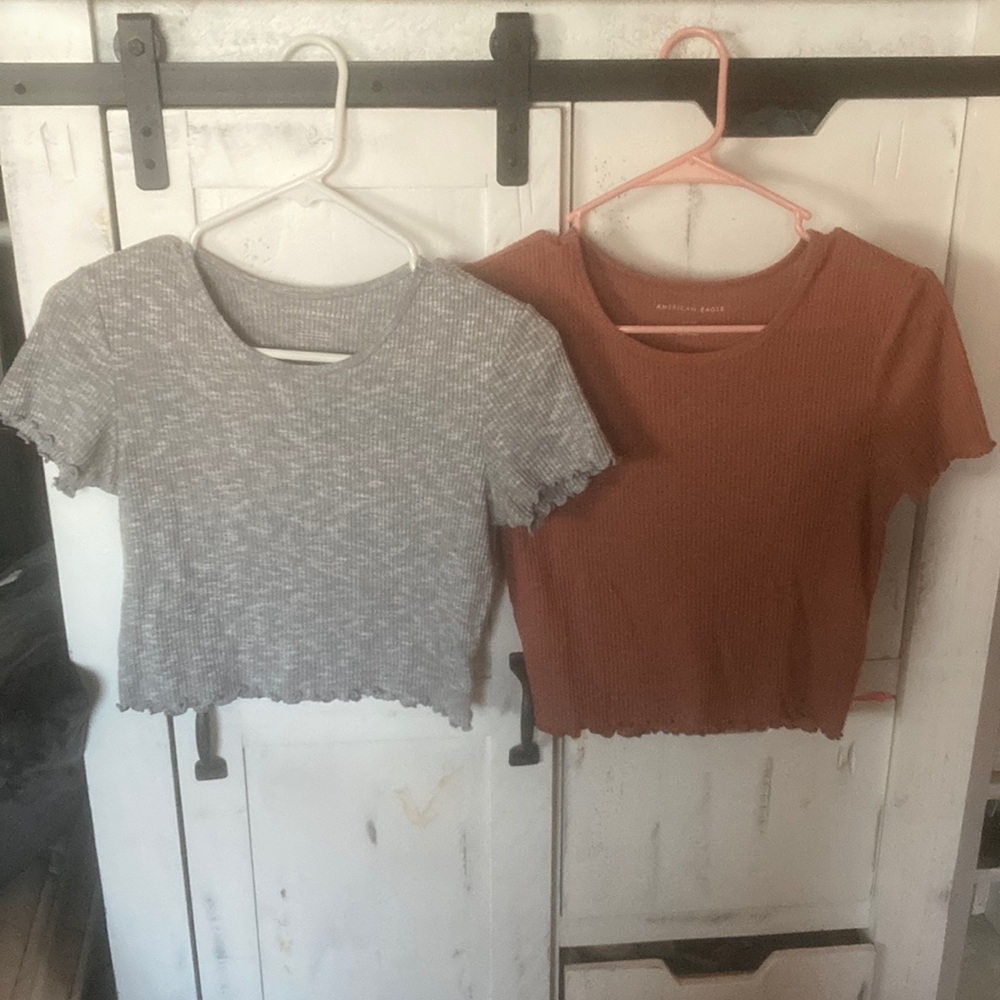 American Eagle Crop Tees. Size Small.